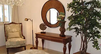 Amadora Luxury Pernera