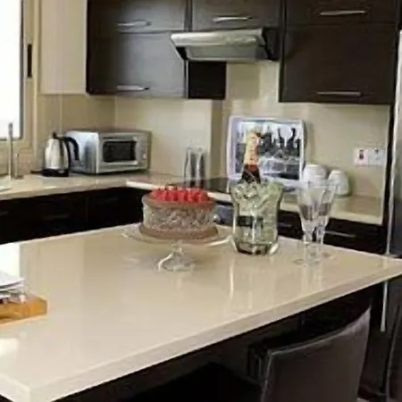 Amadora Luxury Villas *