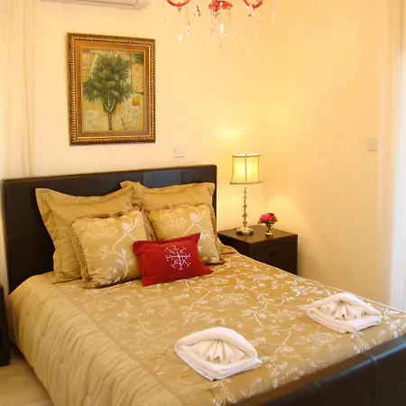 Amadora Luxury Villas Pernera